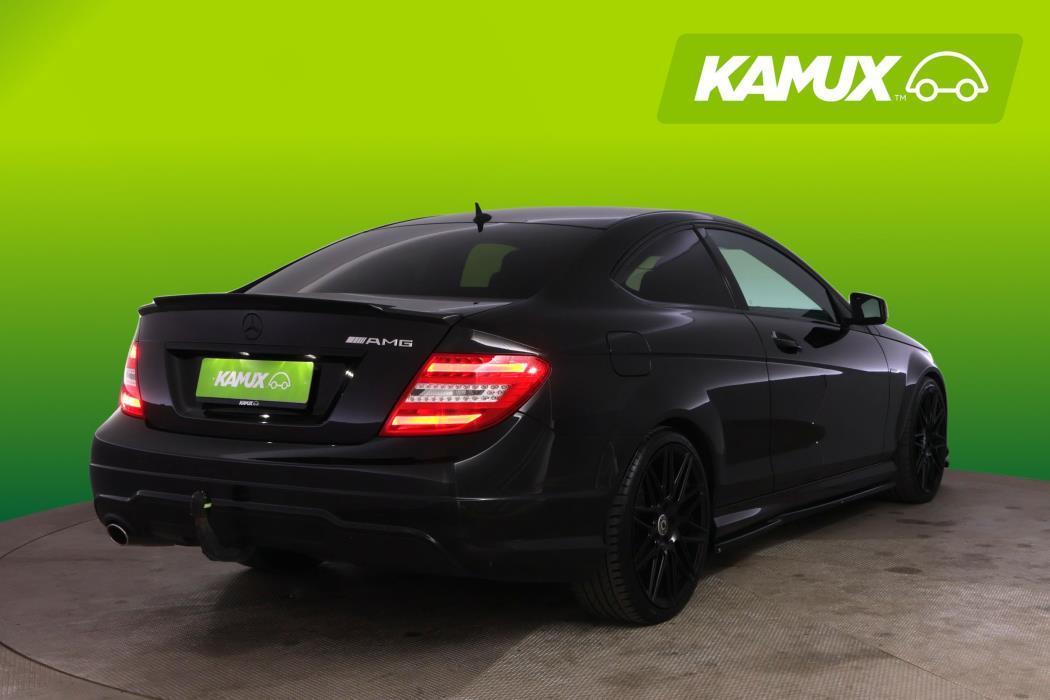 Mercedes-Benz C 2012