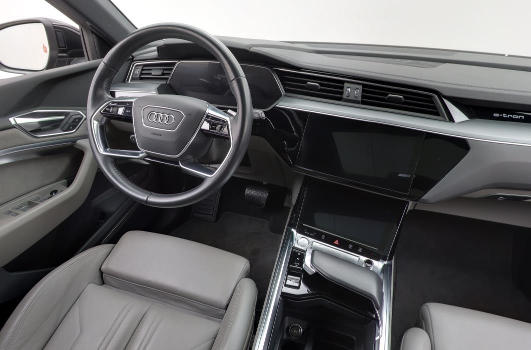 Audi e-tron 2019