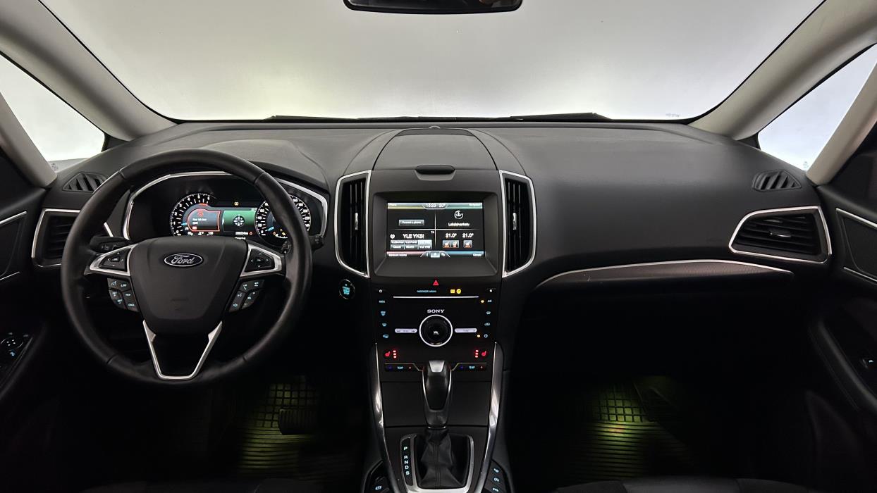Ford Galaxy 2016
