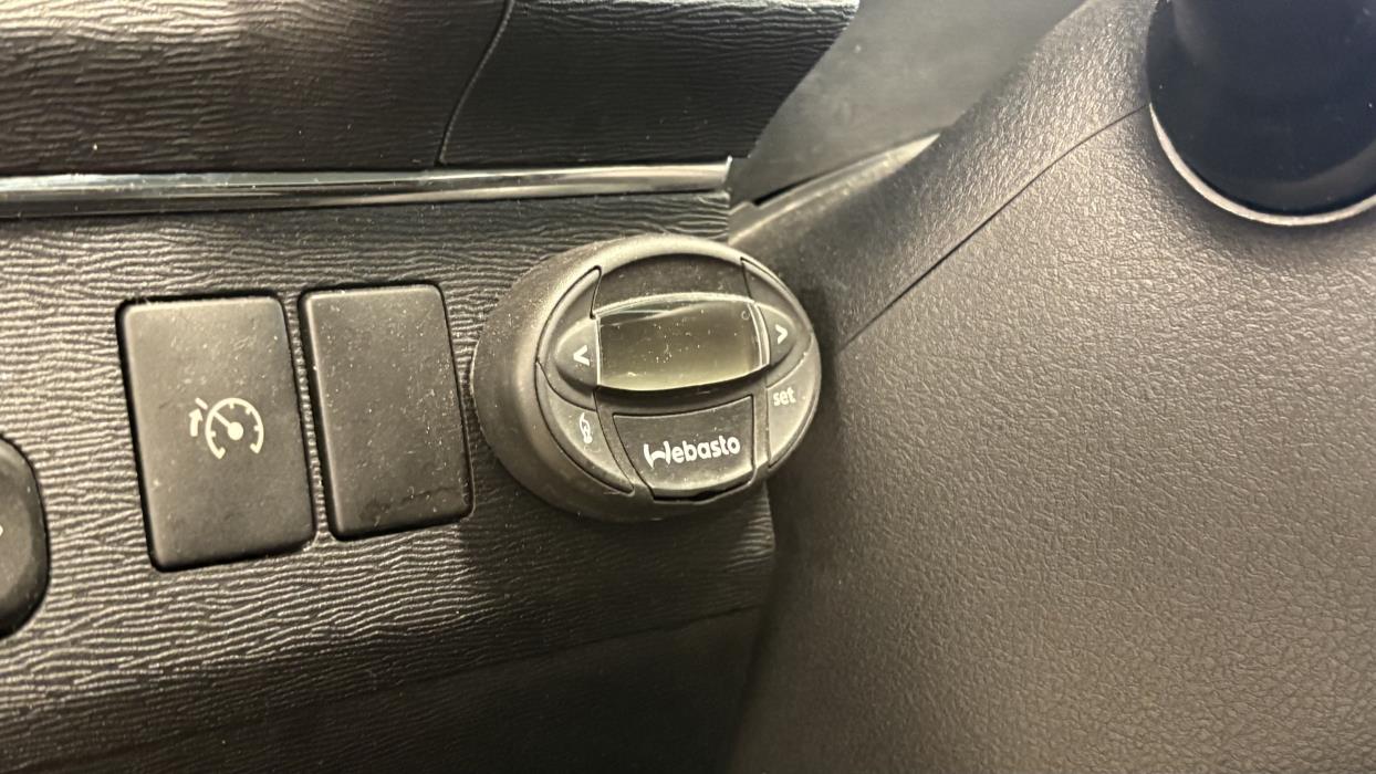 Toyota Avensis 2015