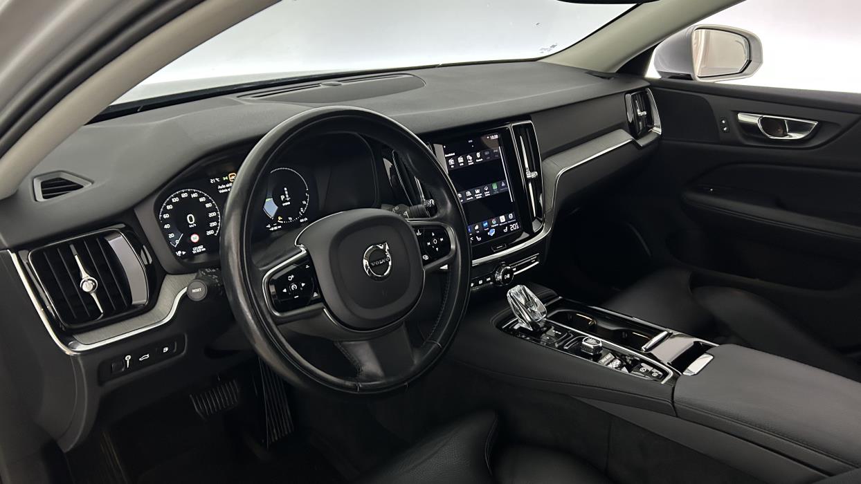 Volvo V60 2021