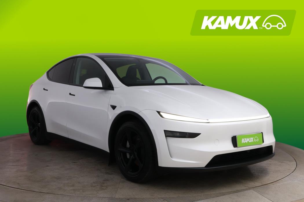 Tesla Model Y 2025