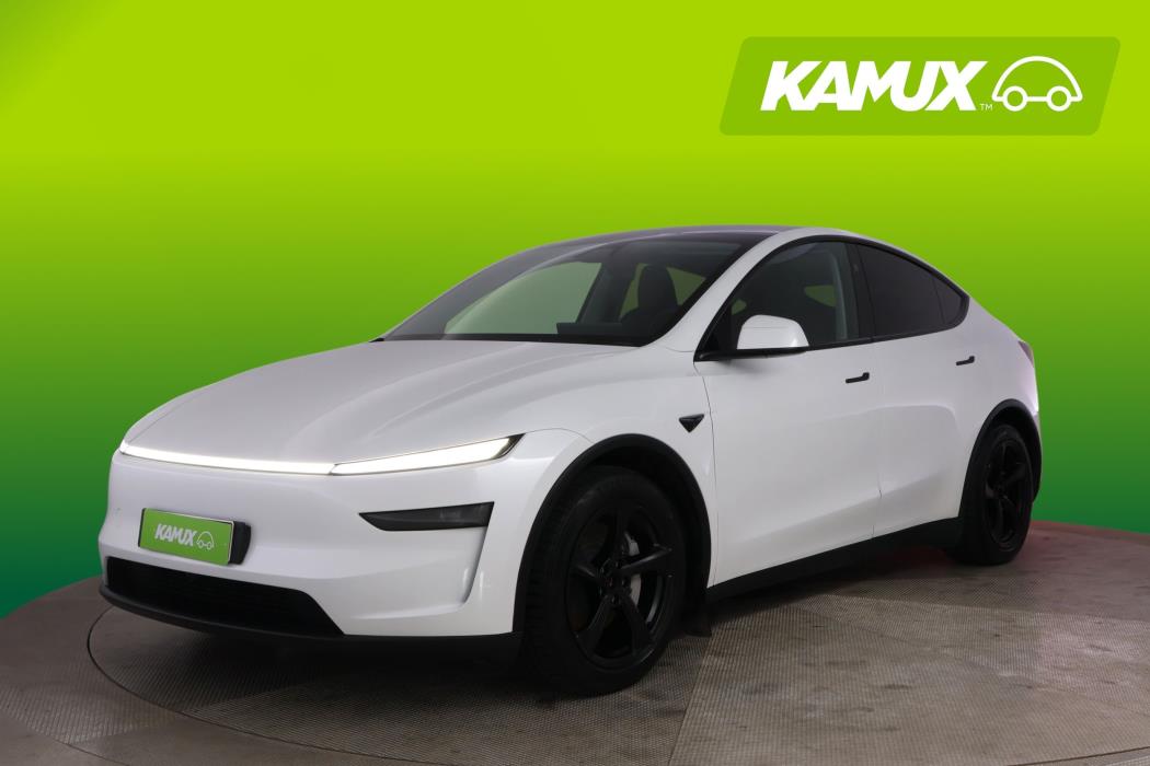 Tesla Model Y 2025