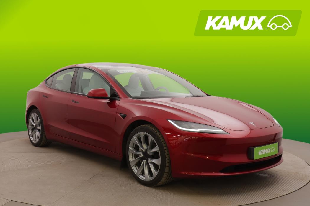 Tesla Model 3 2024