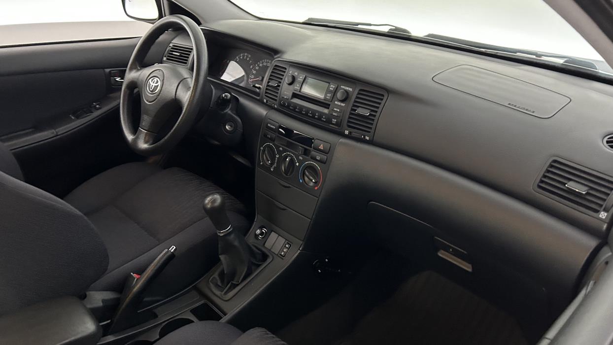 Toyota Corolla 2003