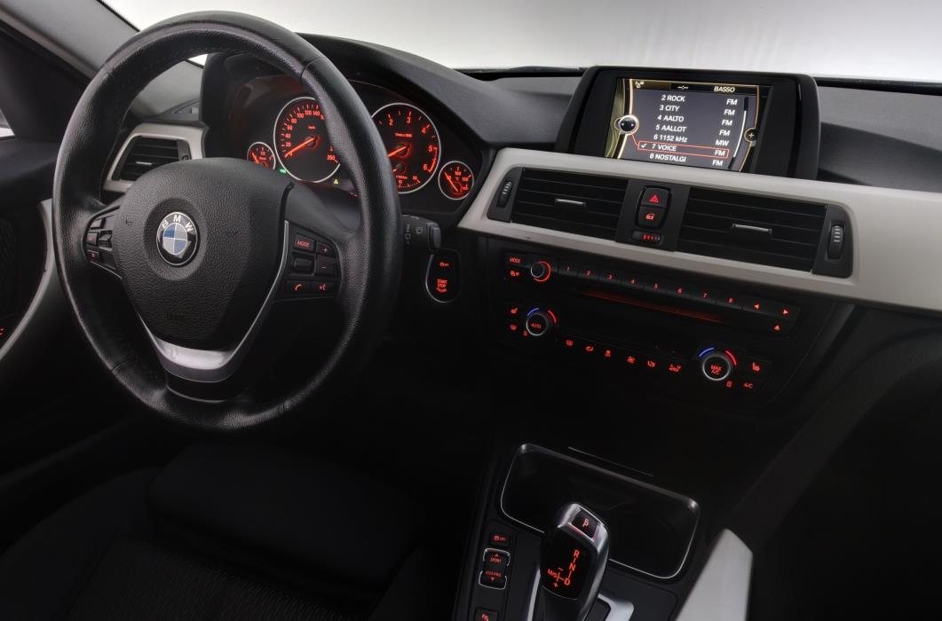 BMW 320 2014
