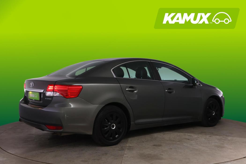 Toyota Avensis 2012