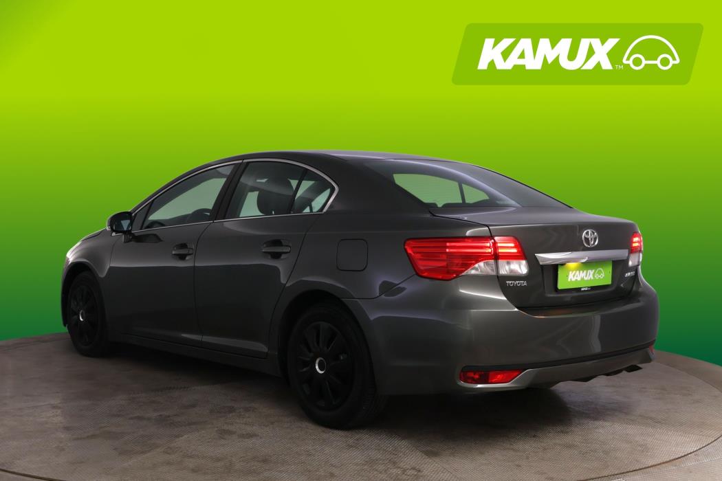 Toyota Avensis 2012