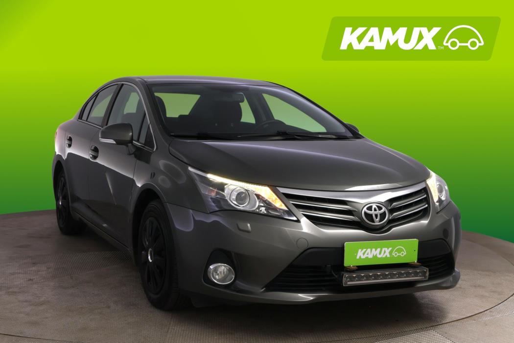 Toyota Avensis 2012