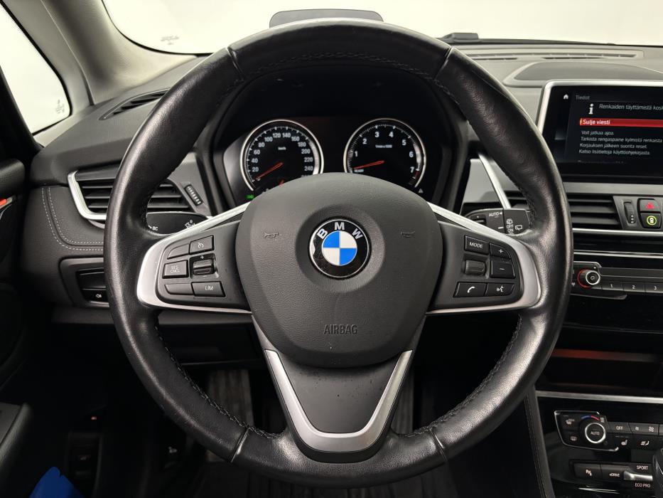 BMW 225 2019