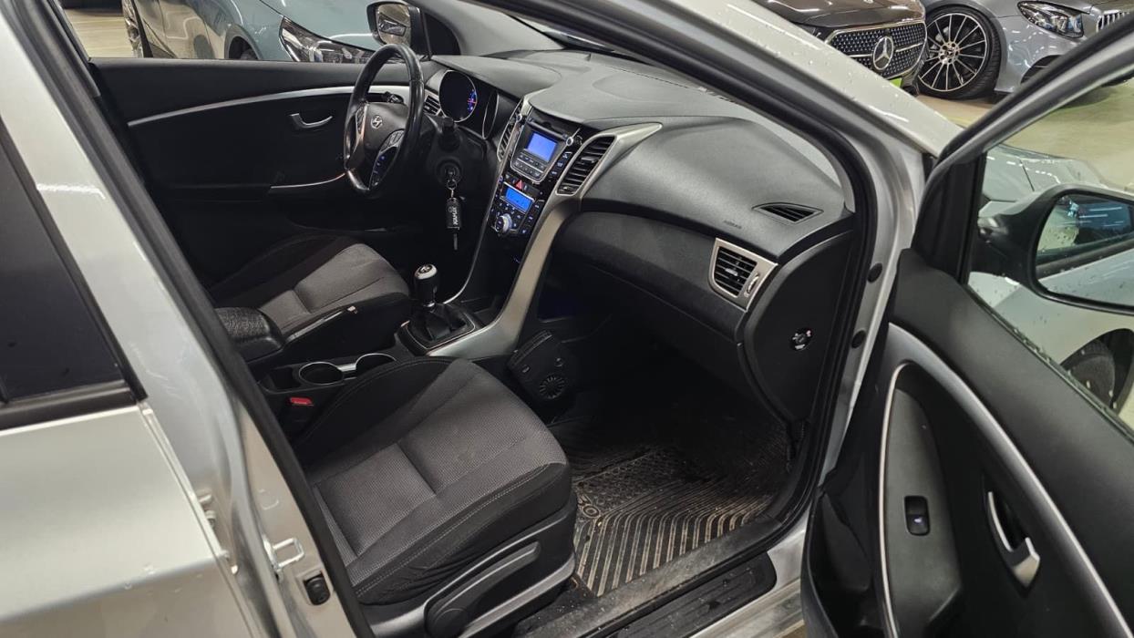 Hyundai i30 2013