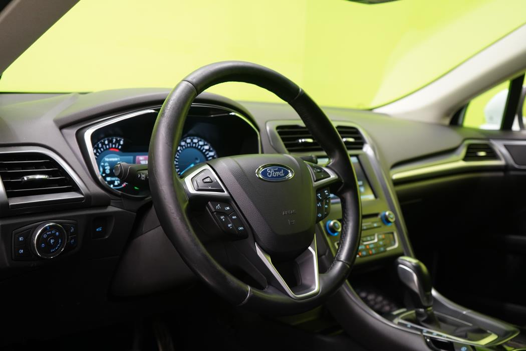 Ford Mondeo 2015