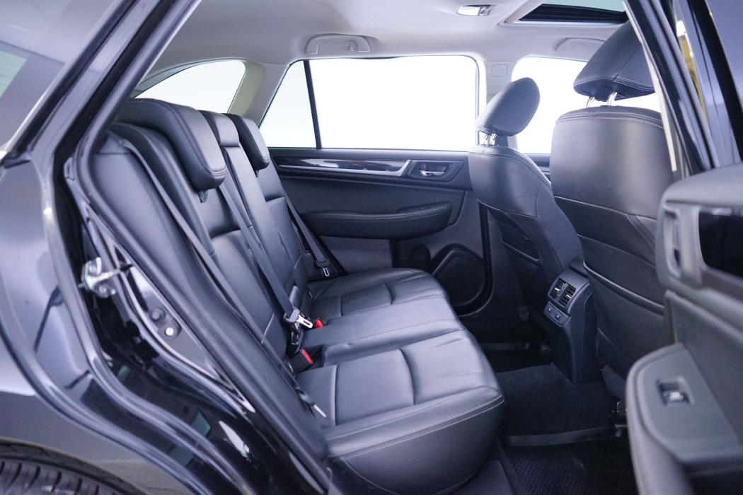 Subaru Outback 2016