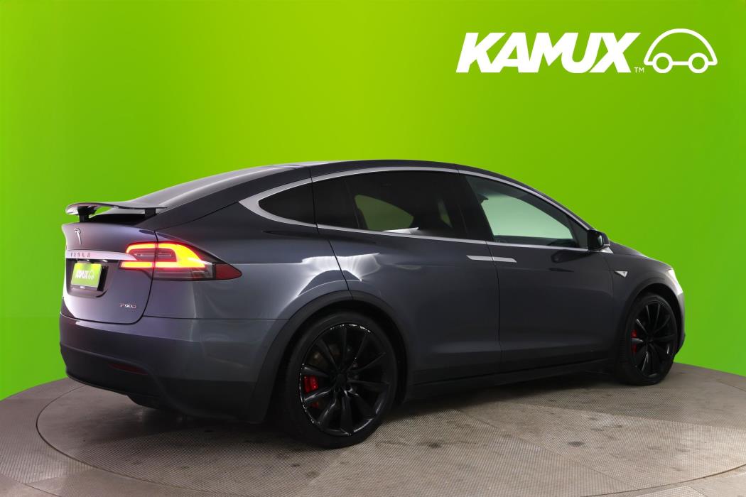 Tesla Model X 2016