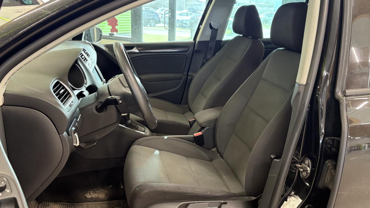Volkswagen Golf 2011