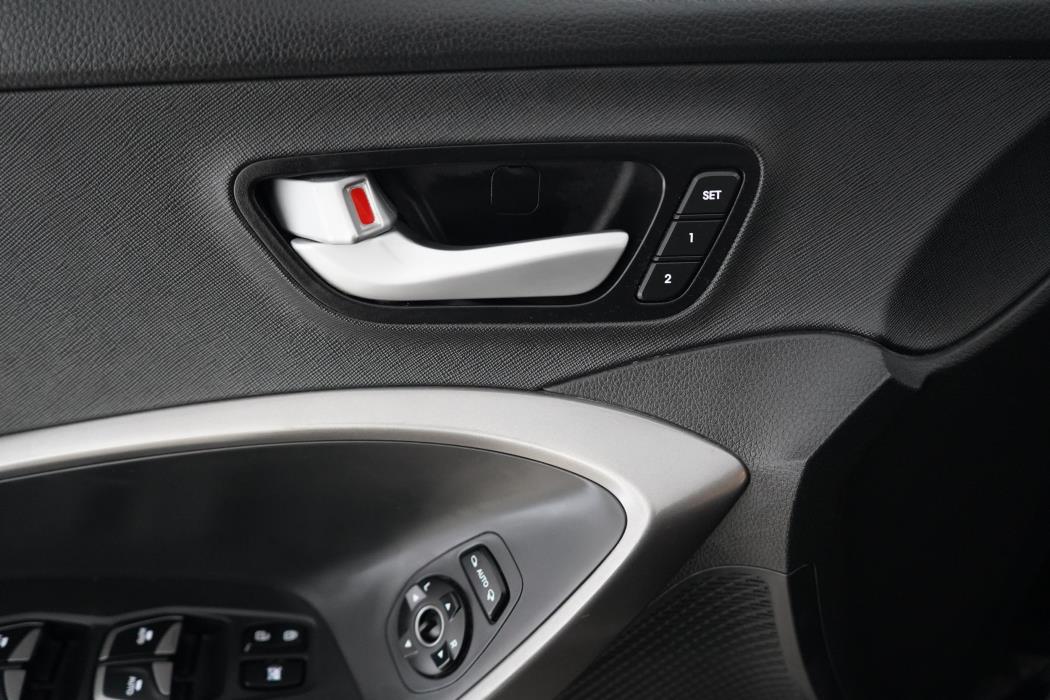 Hyundai Santa Fe 2014