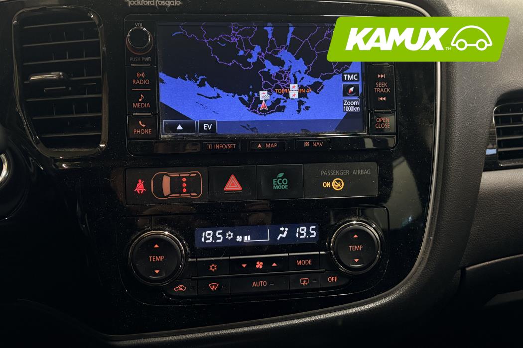 Mitsubishi Outlander PHEV 2016