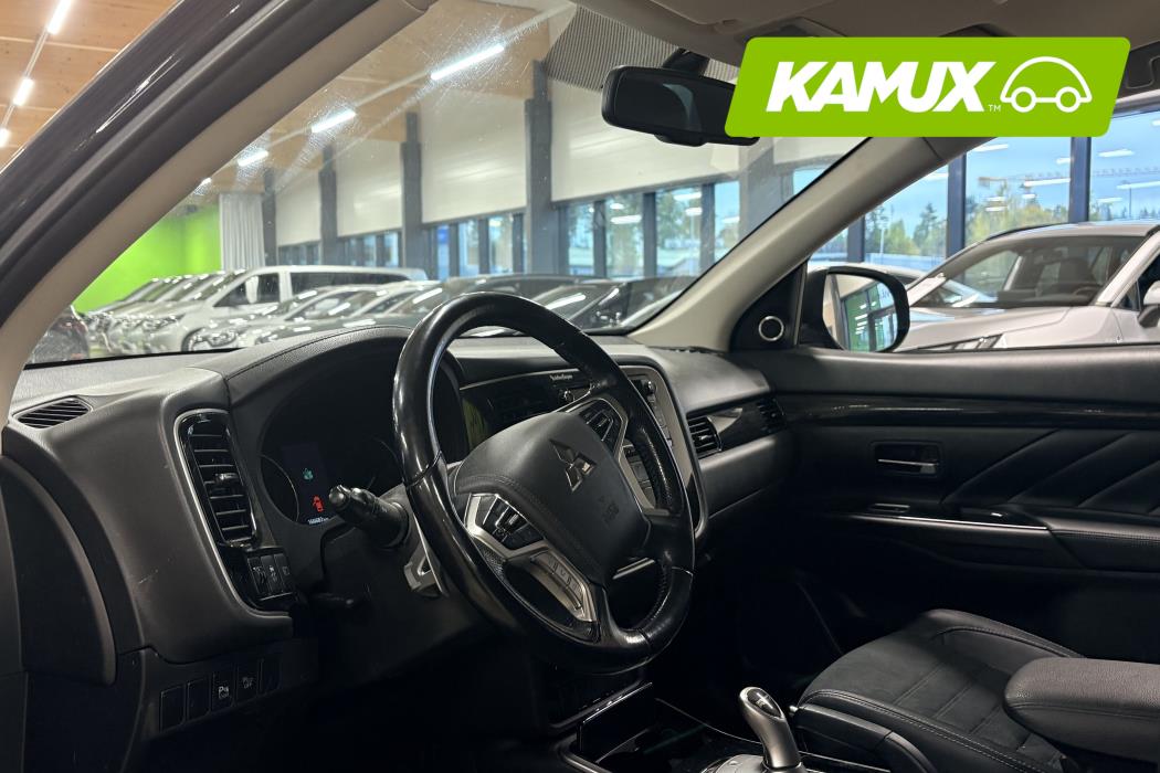 Mitsubishi Outlander PHEV 2016