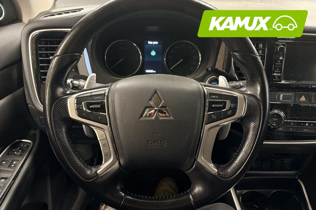Mitsubishi Outlander PHEV 2016