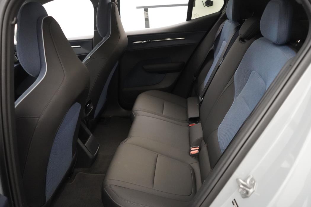 Volvo EX30 2024