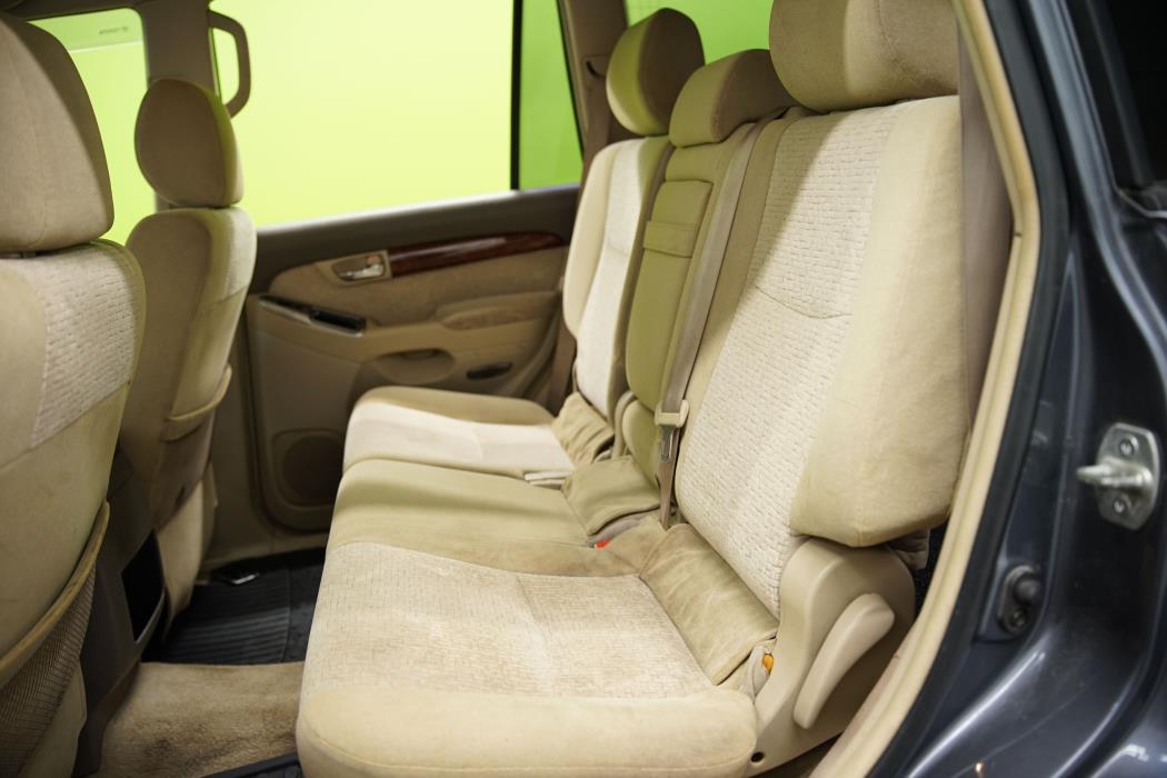 Toyota Land Cruiser 2004