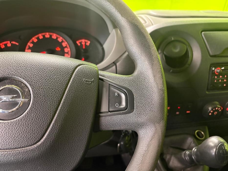 Opel Movano 2015