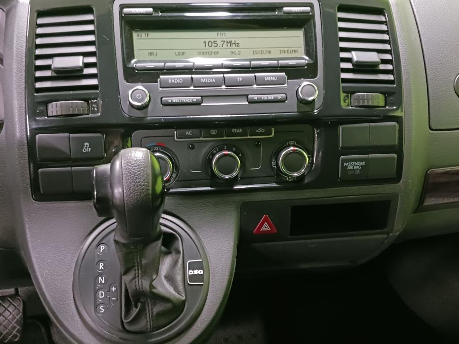 Volkswagen Caravelle 2010