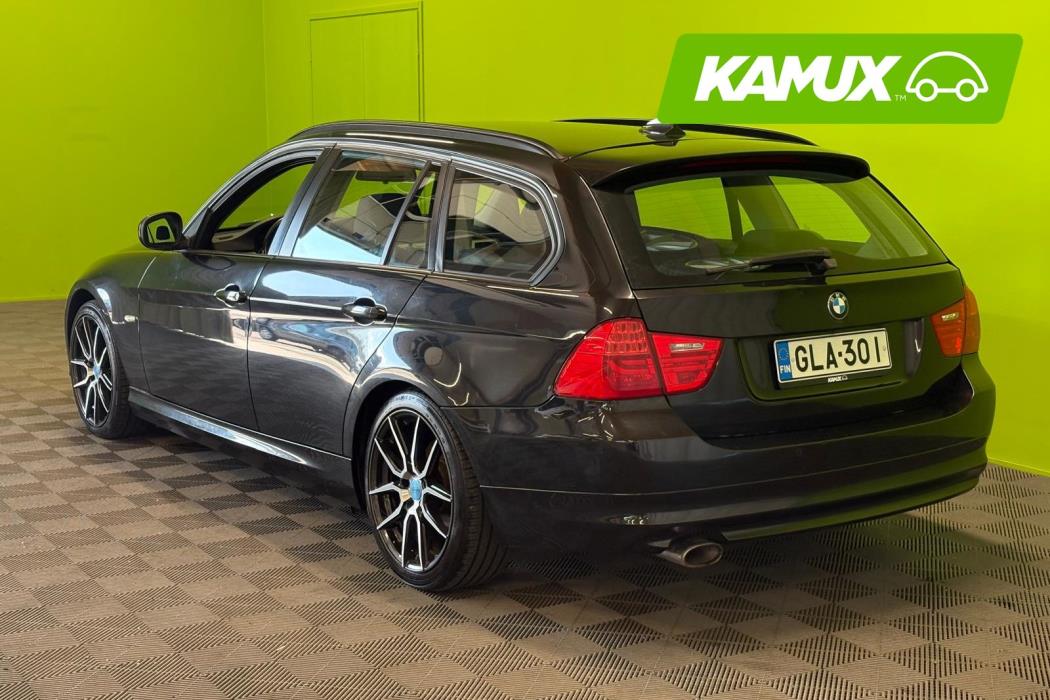 BMW 320 2011