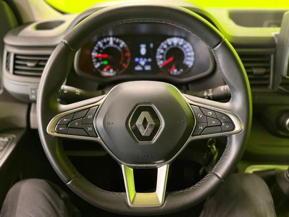 Renault Trafic 2023