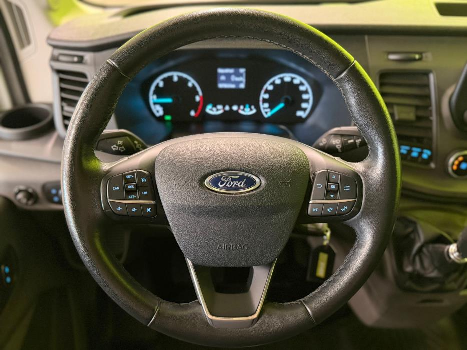Ford Transit 2022