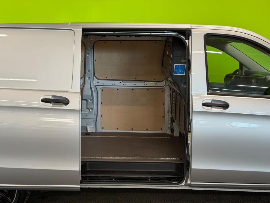 Mercedes-Benz Vito 2025