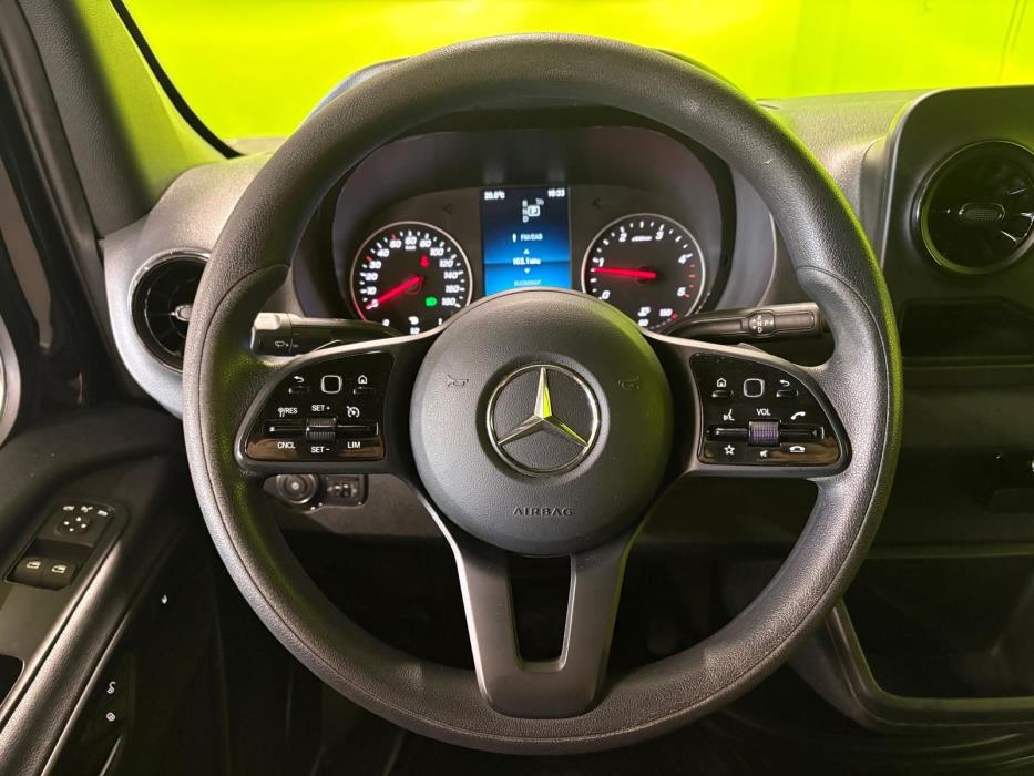 Mercedes-Benz Sprinter 2022