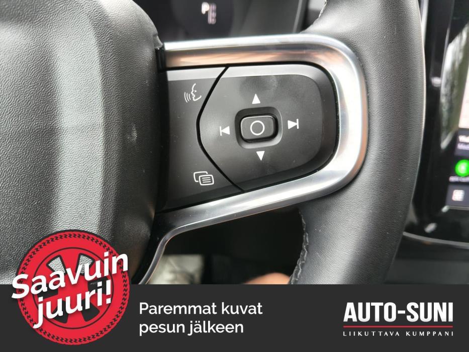 VOLVO C40 2023