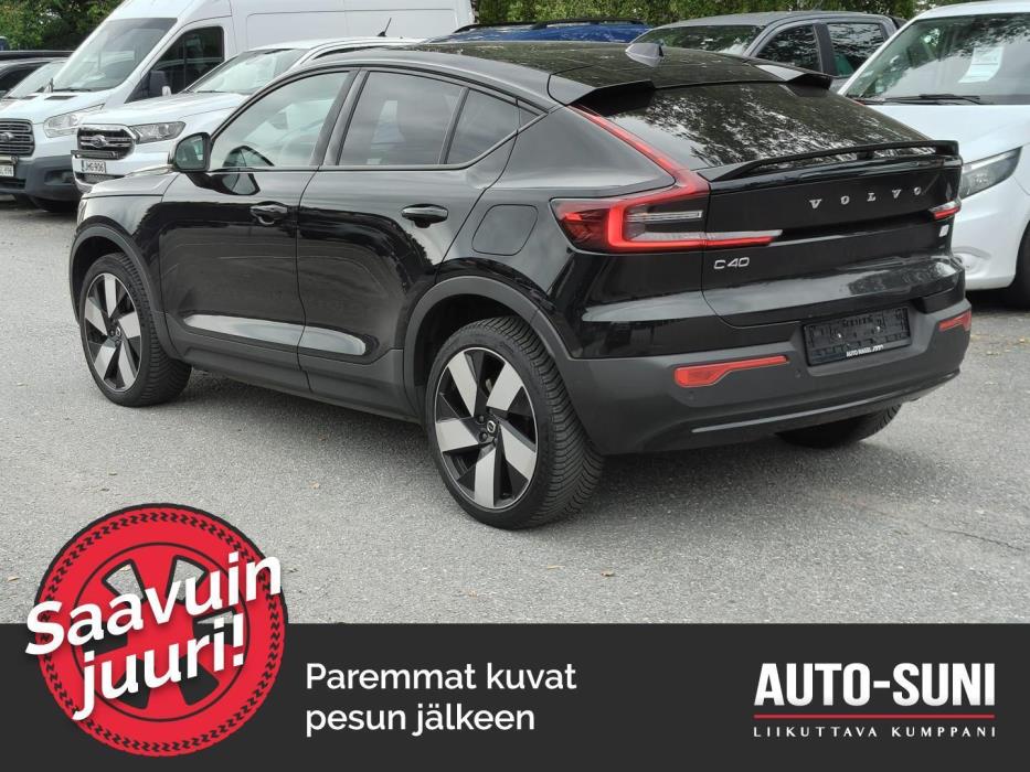 VOLVO C40 2023
