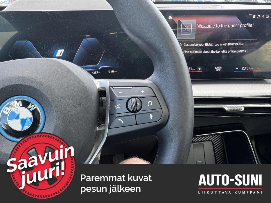 BMW iX1 2023