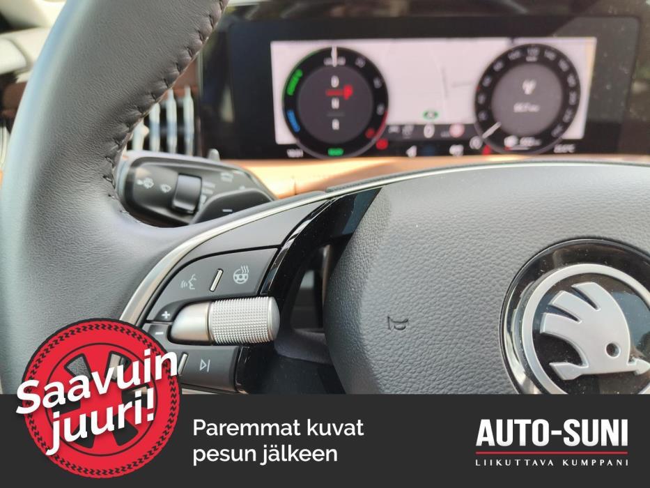 SKODA Superb 2025