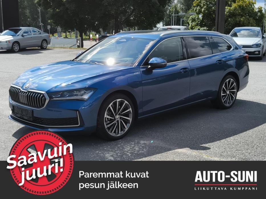 SKODA Superb 2025