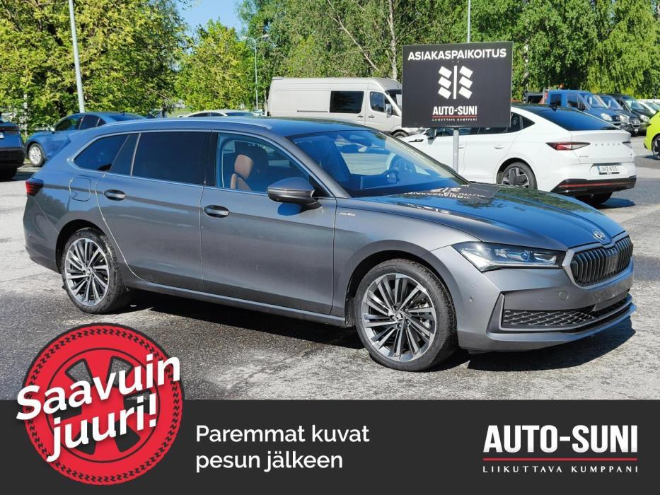 SKODA Superb 2025