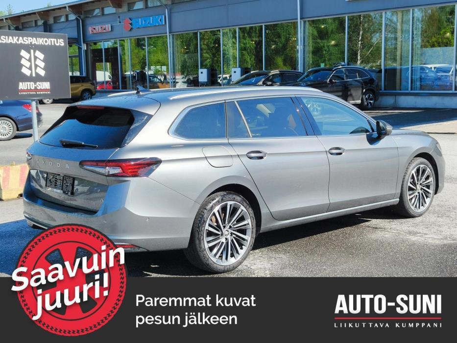 SKODA Superb 2025