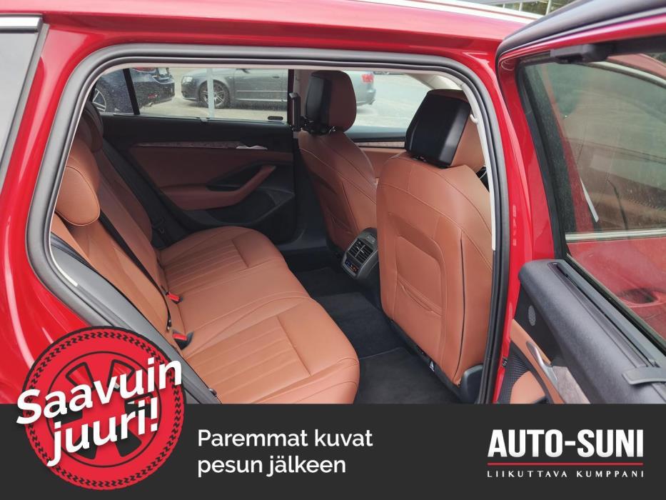SKODA Superb 2025