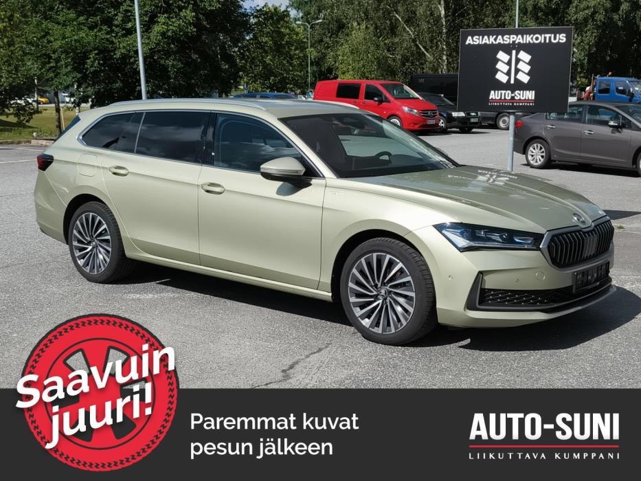 SKODA Superb 2025