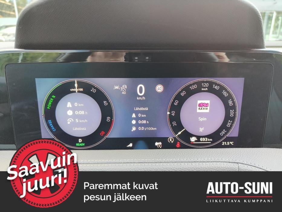 SKODA Superb 2025