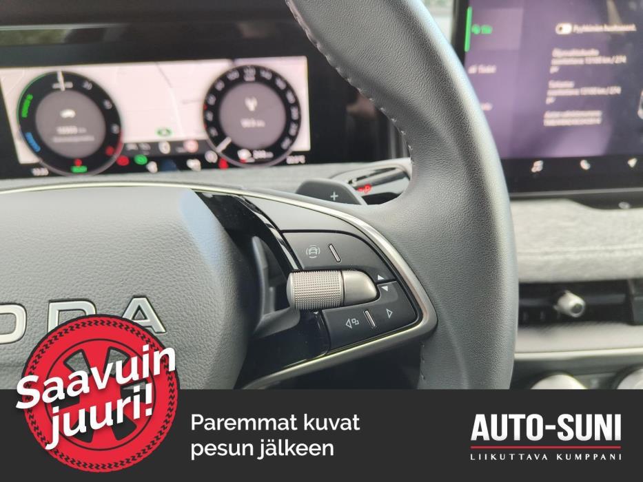SKODA Superb 2025
