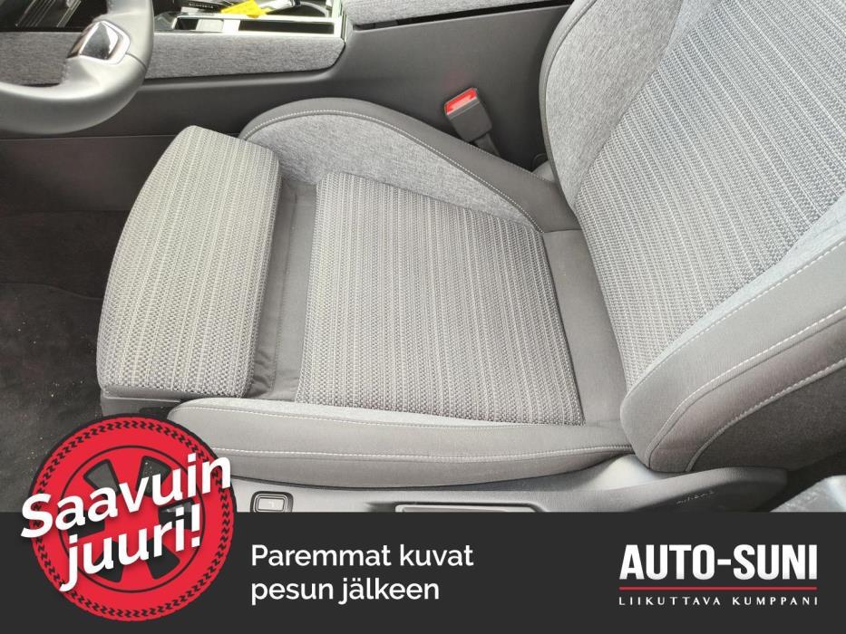 SKODA Superb 2025
