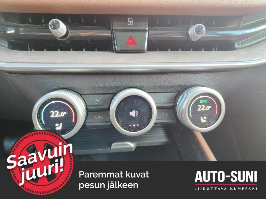 SKODA Superb 2025