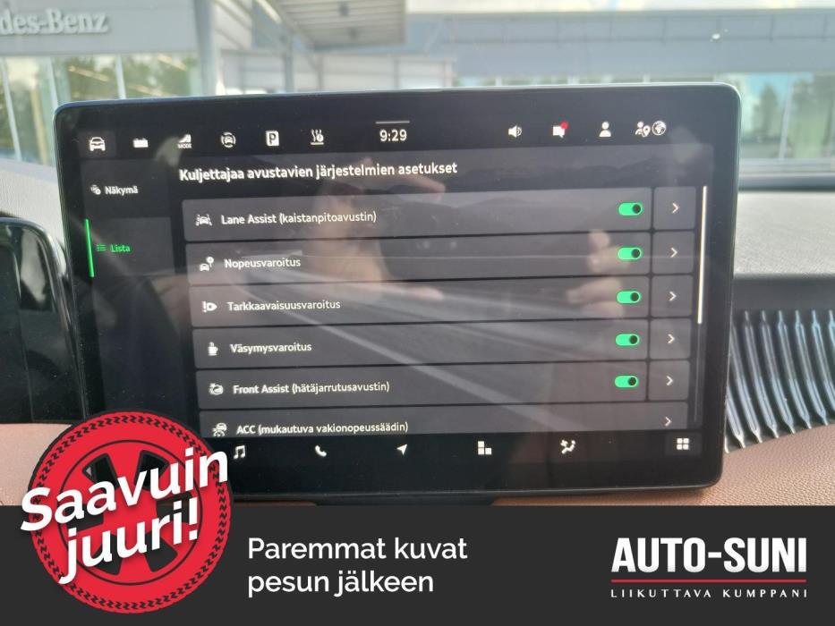 SKODA Superb 2025