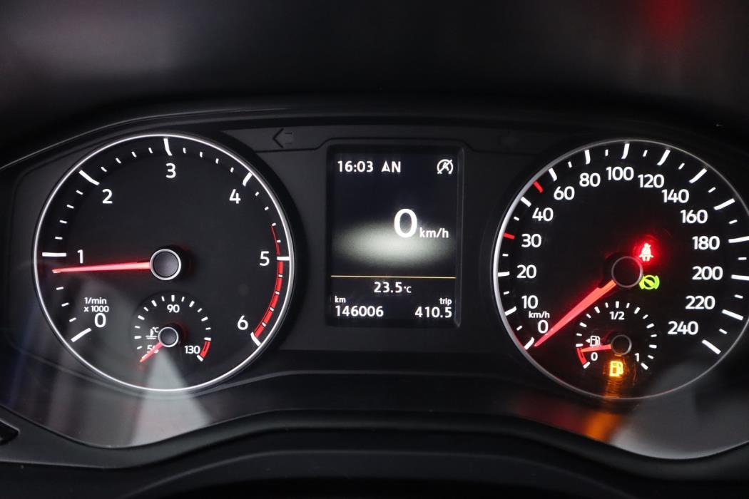 VOLKSWAGEN Amarok 2018