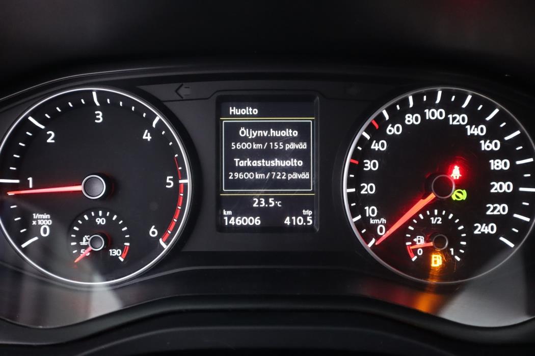 VOLKSWAGEN Amarok 2018