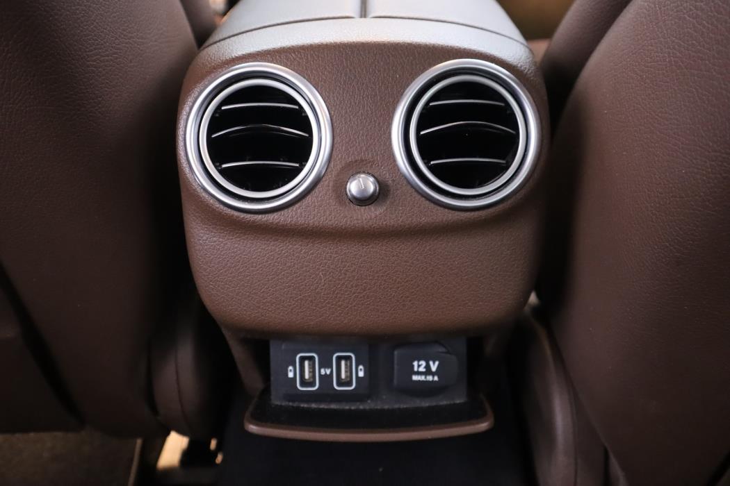 MERCEDES-BENZ E 2019