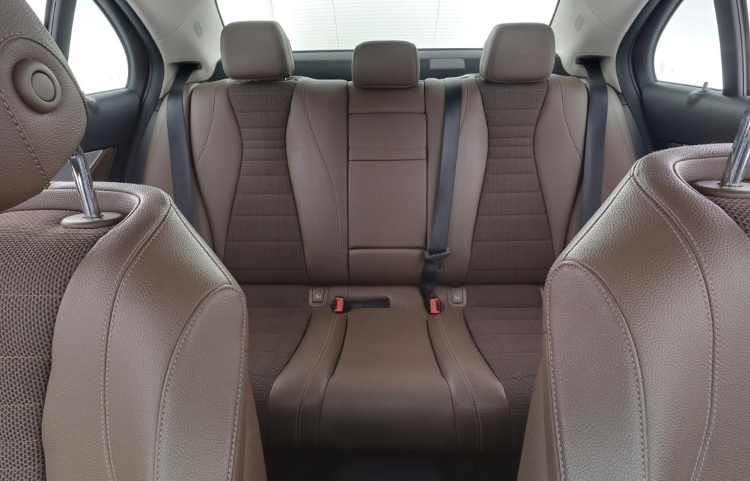 MERCEDES-BENZ E 2019